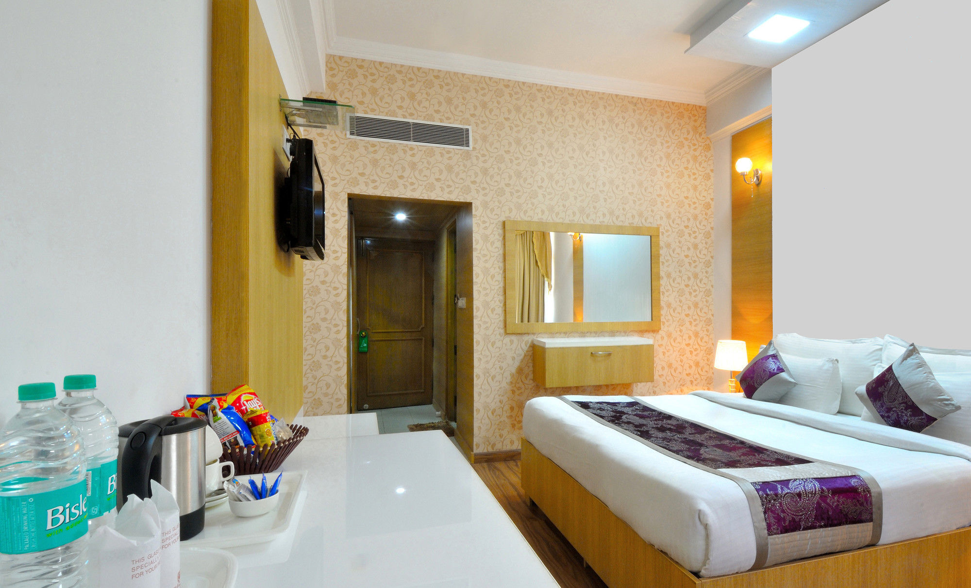 Hotel Solitaire Chandigarh - 10 Mins From Railway Station Exterior photo